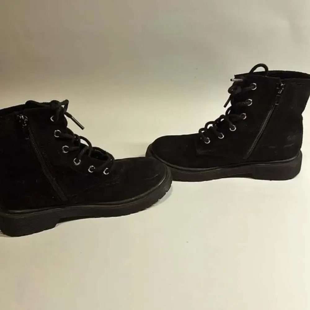 Steve Madden boots